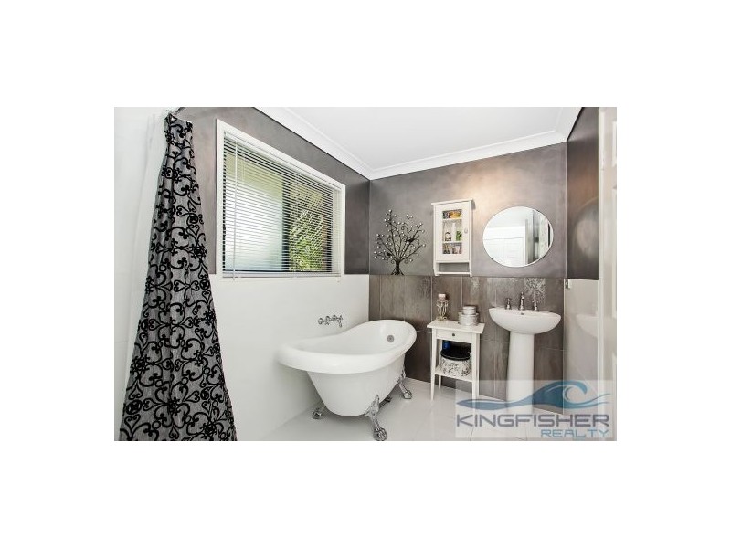 1/1 Karri Court, Burleigh Heads QLD 4220