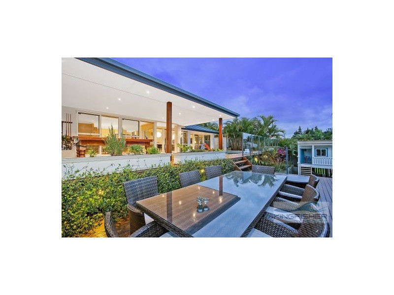 83 Cassowary Drive, Burleigh Waters QLD 4220