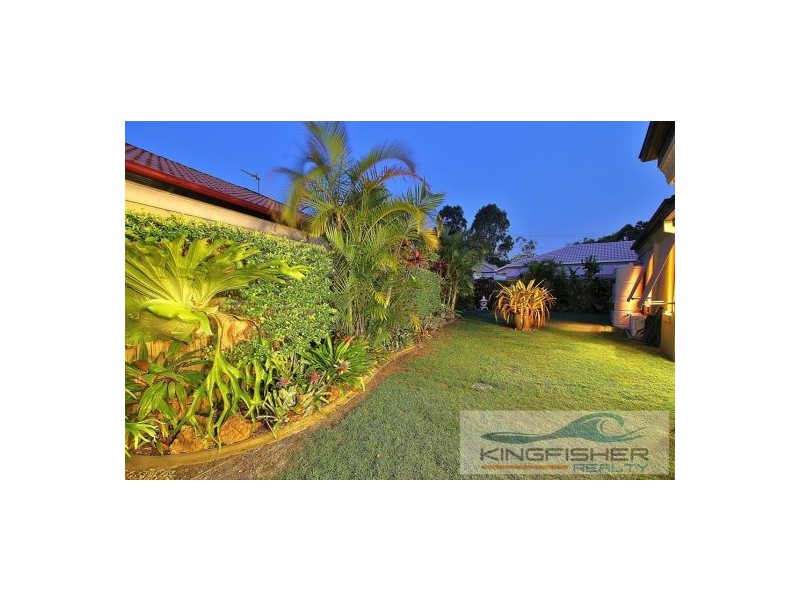 2 Stingray Crescent, Burleigh Waters QLD 4220