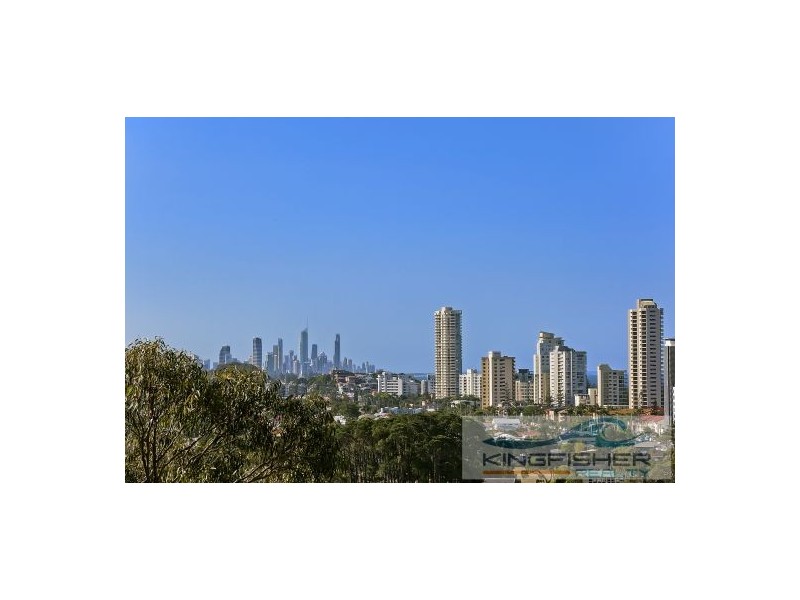 8 East Street, Burleigh Heads QLD 4220