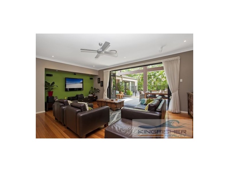 17 Bittern Avenue, Burleigh Waters QLD 4220