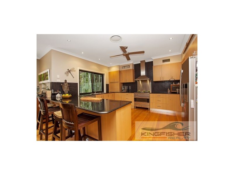 17 Bittern Avenue, Burleigh Waters QLD 4220