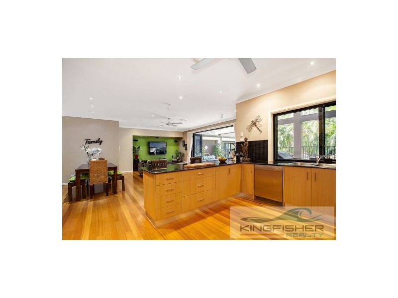 17 Bittern Avenue, Burleigh Waters QLD 4220