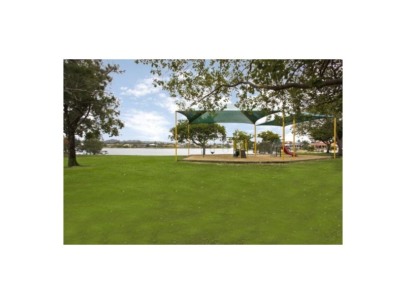 17 Bittern Avenue, Burleigh Waters QLD 4220