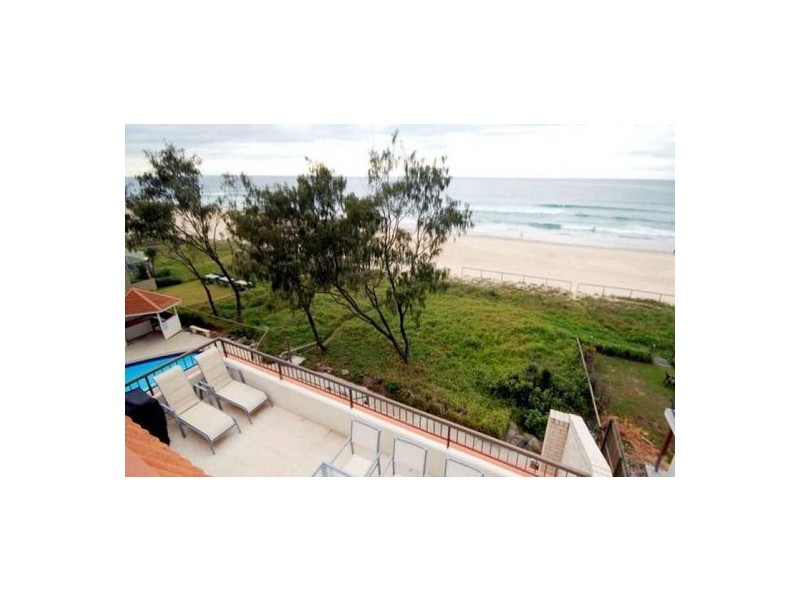 12/93 – 97 Albatross Avenue, Mermaid Beach QLD 4218