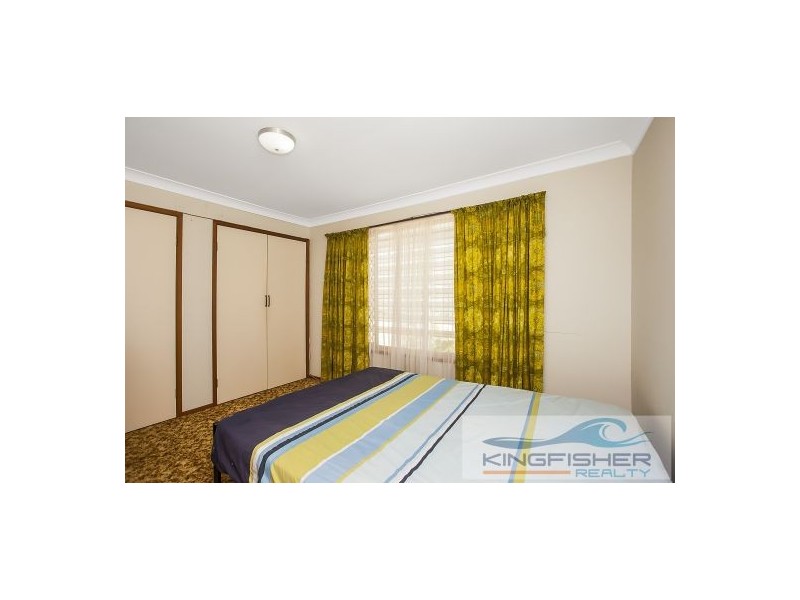 8 Bradley Avenue, Miami QLD 4220