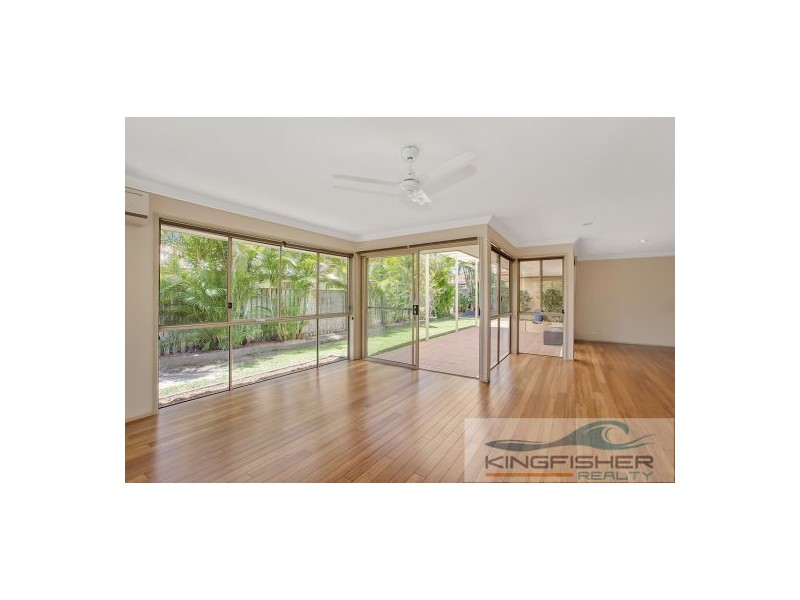 139 Harrier Drive, Burleigh Waters QLD 4220