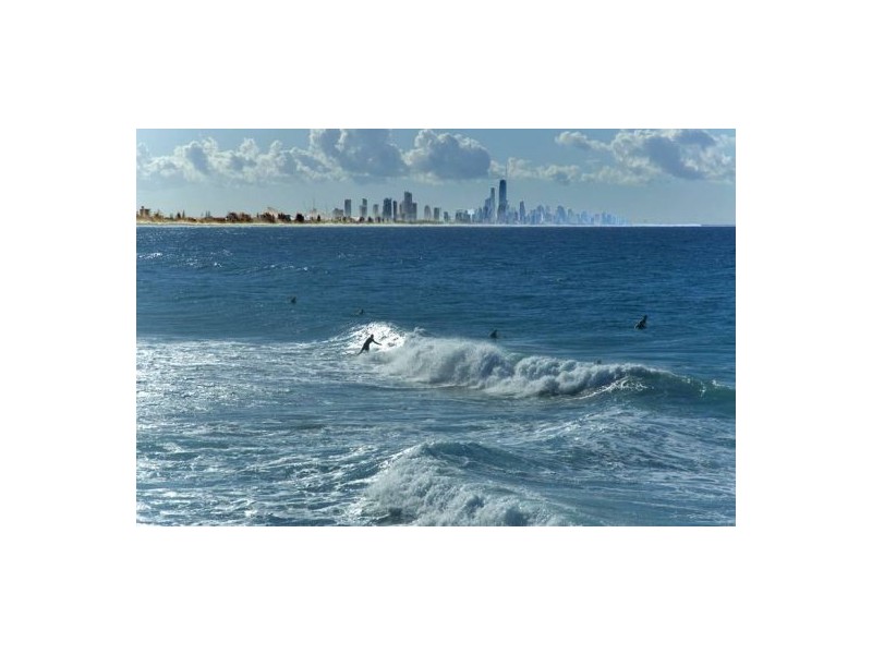 139 Harrier Drive, Burleigh Waters QLD 4220