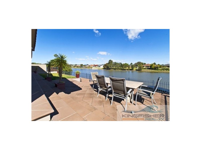 52 Jabiru Avenue, Burleigh Waters QLD 4220