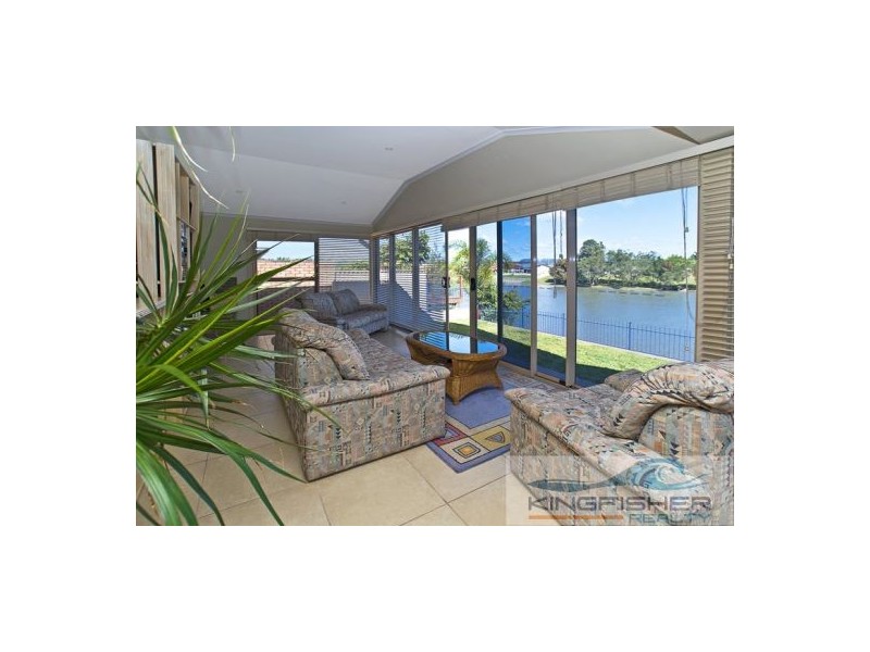 52 Jabiru Avenue, Burleigh Waters QLD 4220