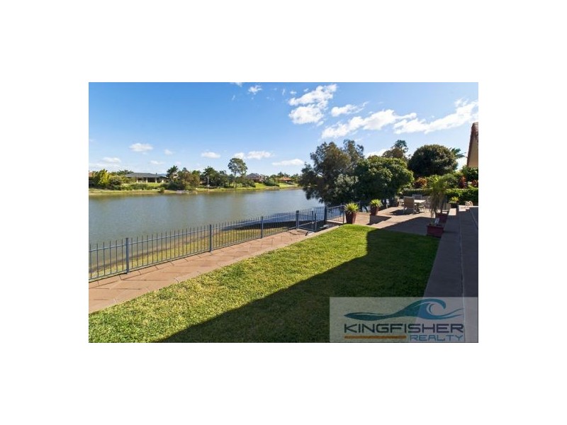 52 Jabiru Avenue, Burleigh Waters QLD 4220