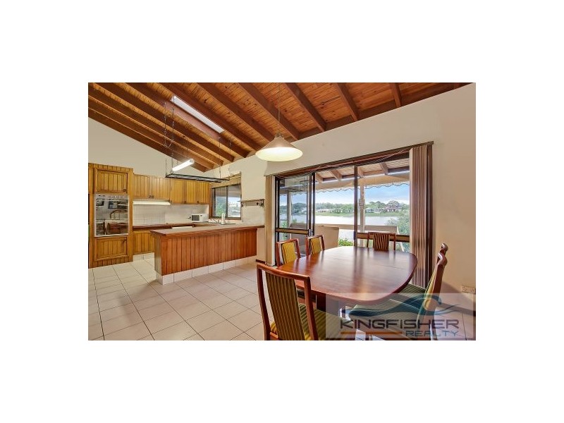 78 Burleigh Street, Burleigh Waters QLD 4220