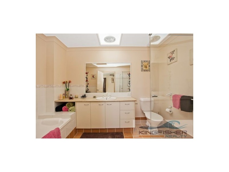 2/14 Nobby Parade, Miami QLD 4220