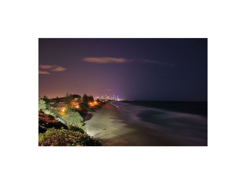 2/14 Nobby Parade, Miami QLD 4220