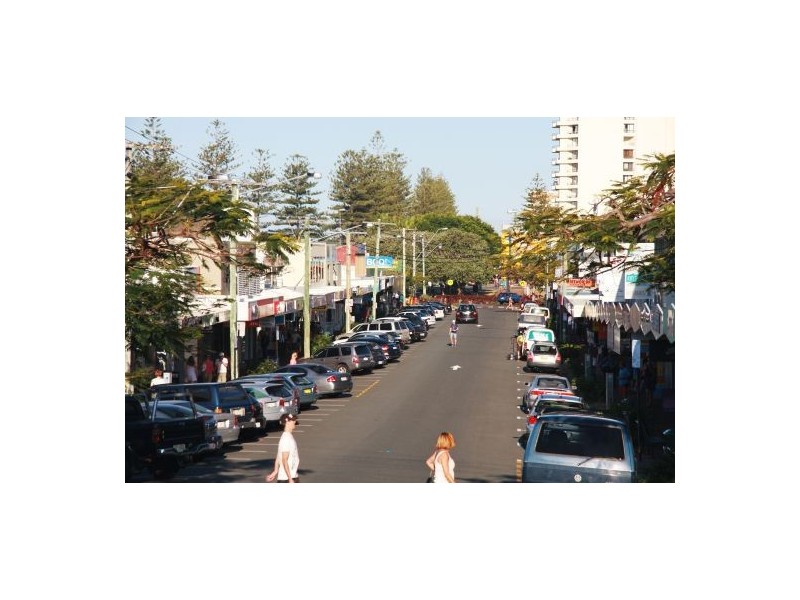 15 St Helens Court, Burleigh Waters QLD 4220