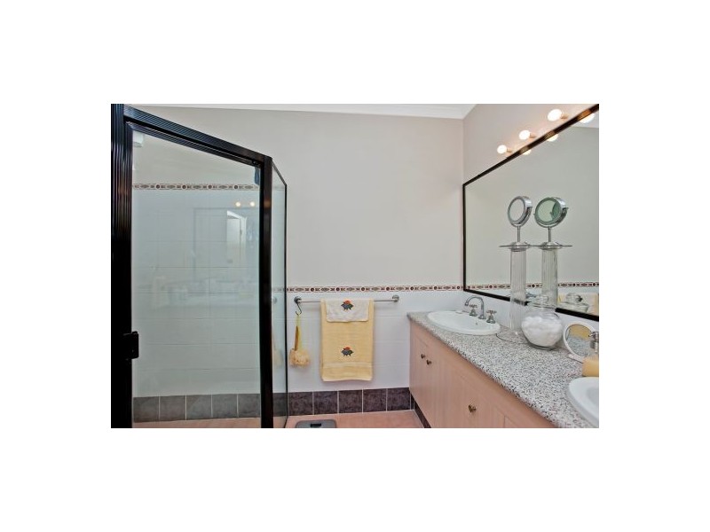 3 Gannet Street, Burleigh Waters QLD 4220