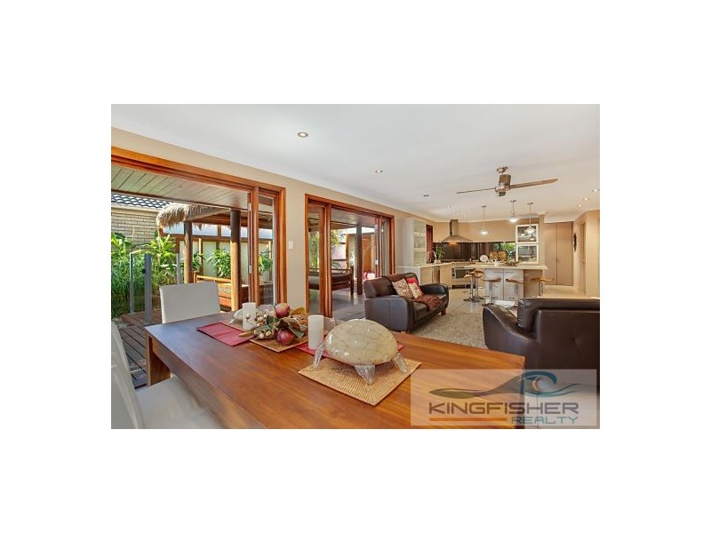 77a Harrier Drive, Burleigh Waters QLD 4220