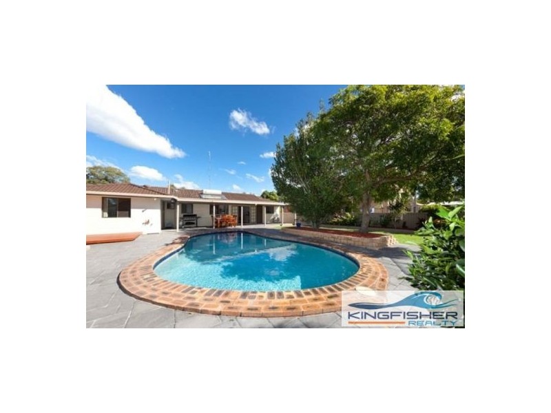 61 Japonica Drive, Palm Beach QLD 4221