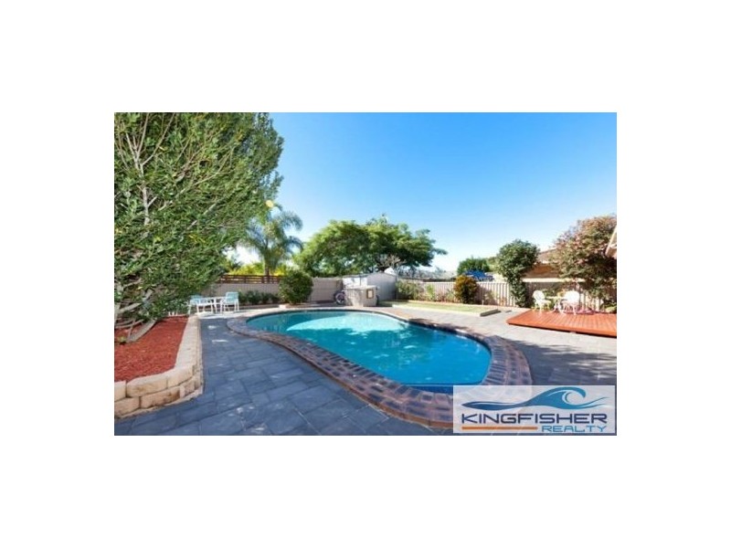 61 Japonica Drive, Palm Beach QLD 4221