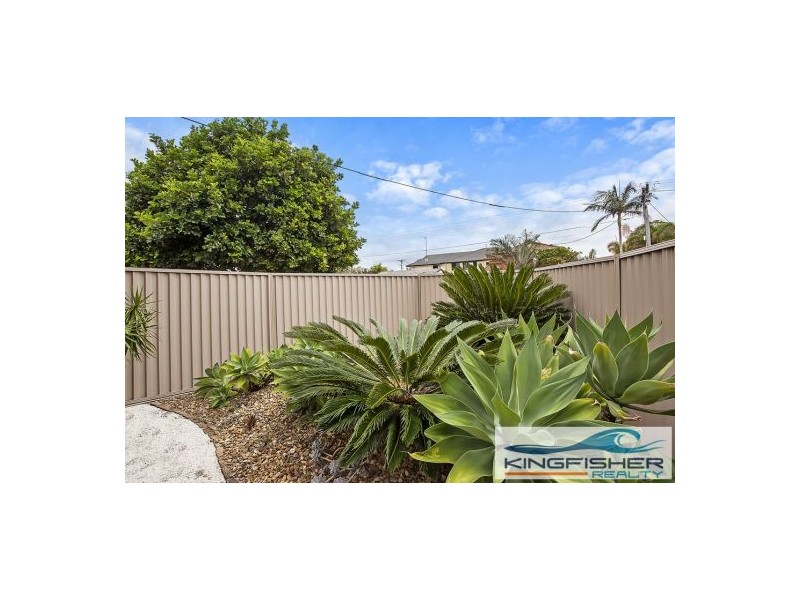 1/36 Twenty Seventh Avenue, Palm Beach QLD 4221