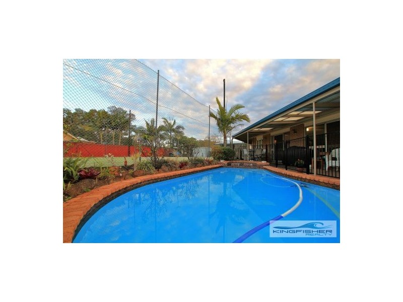 28 Babbler Court, Burleigh Waters QLD 4220