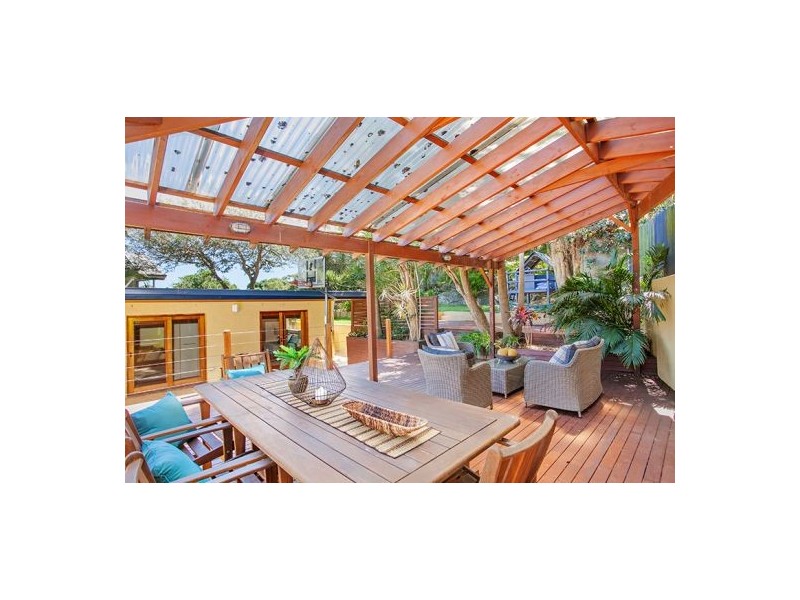 2 Western Avenue, North Manly NSW 2100