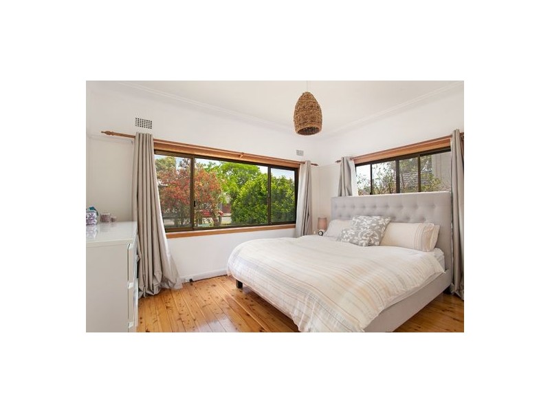 65 Bennett Street, Curl Curl NSW 2096