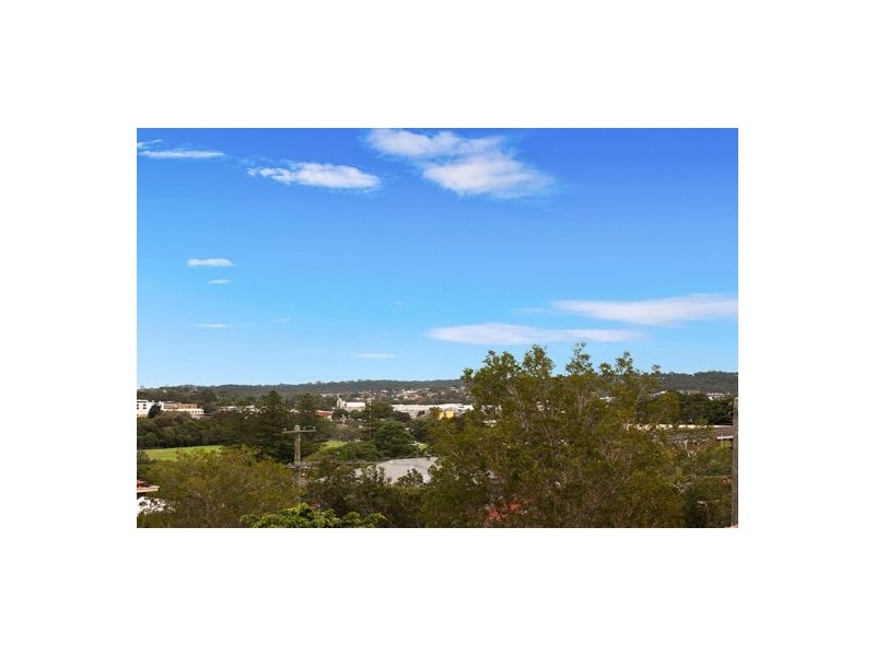 27 Makim Street, North Curl Curl NSW 2099