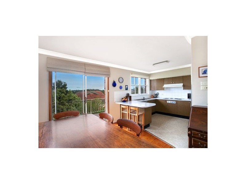 27 Makim Street, North Curl Curl NSW 2099