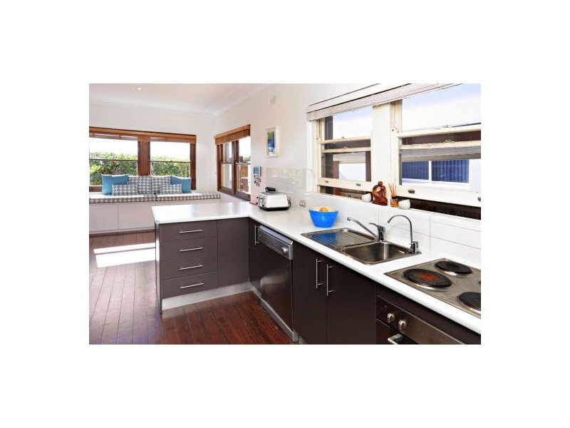 48 Gardere Avenue, Curl Curl NSW 2096