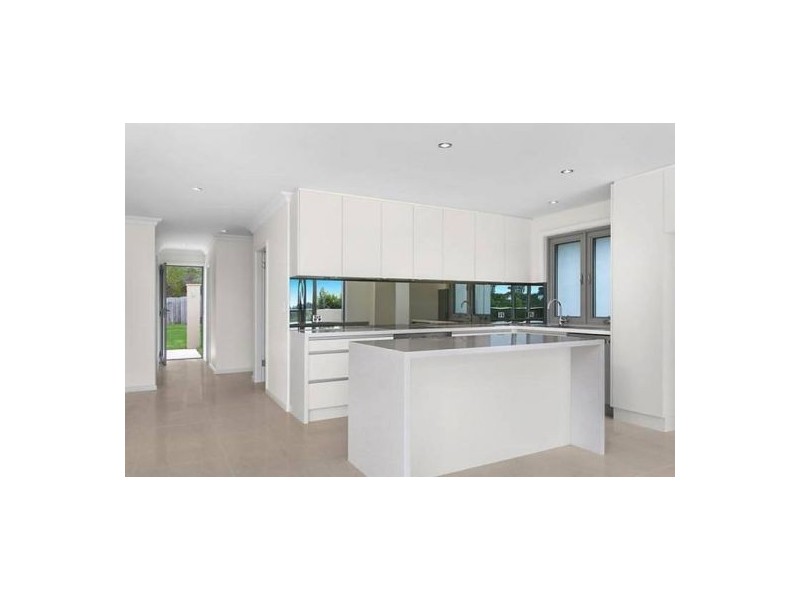 15 Southern Cross Way, Allambie Heights NSW 2100