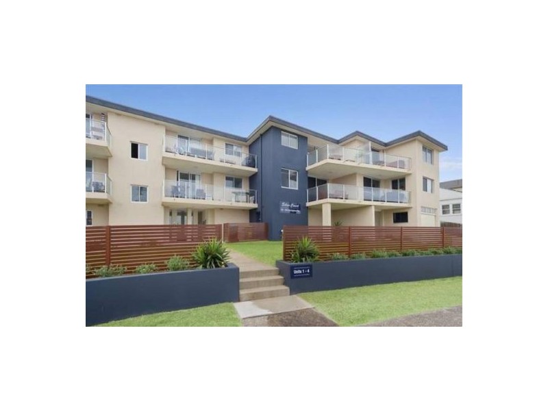 9/52 Carrington Parade, Curl Curl NSW 2096