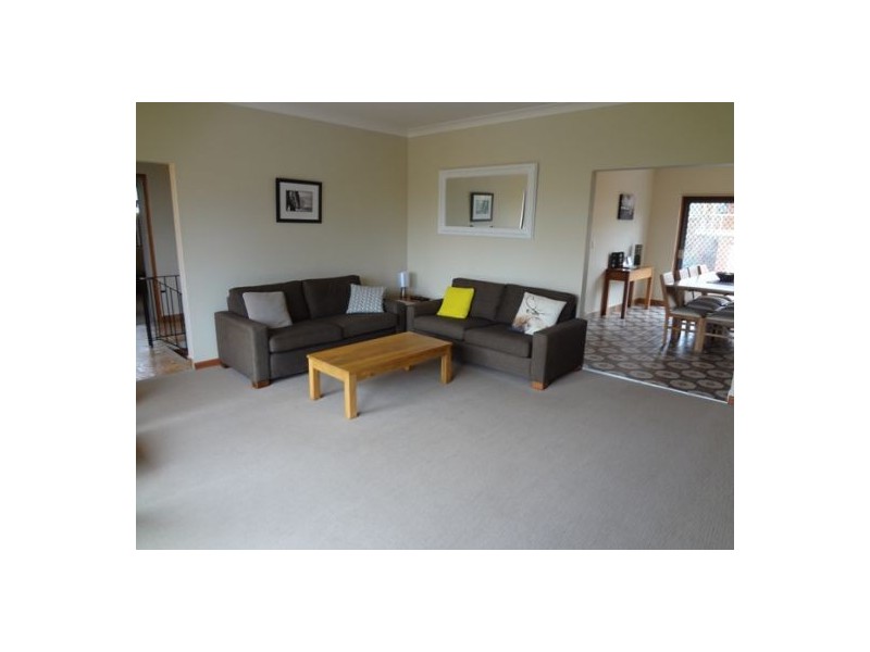 1/6 Spring Road, North Curl Curl NSW 2099