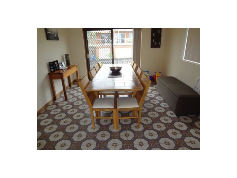 1/6 Spring Road, North Curl Curl NSW 2099