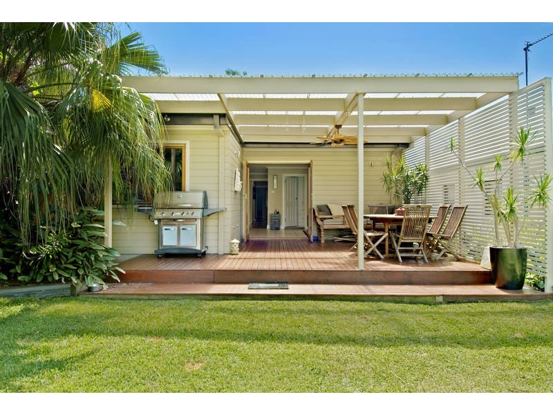 162 Wyndora Avenue, Freshwater NSW 2096