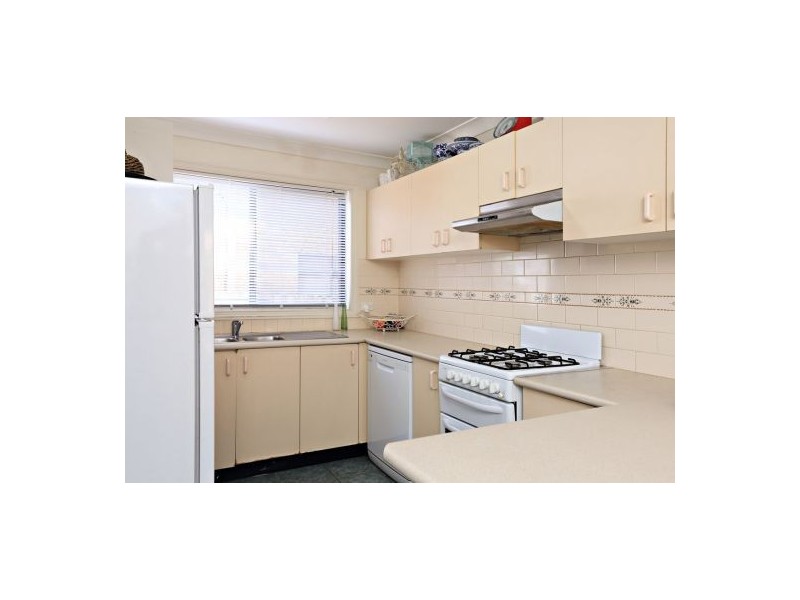 8 Waratah Parade, Narraweena NSW 2099