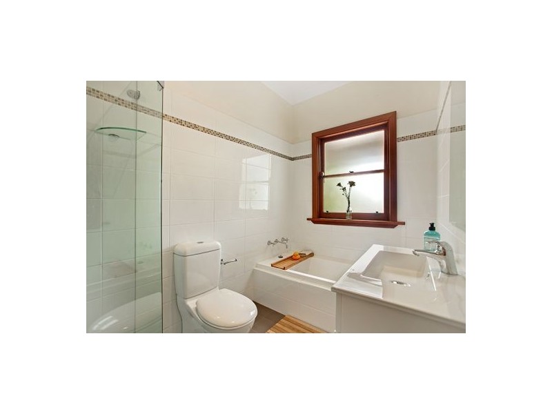 3 Jocelyn Street, North Curl Curl NSW 2099