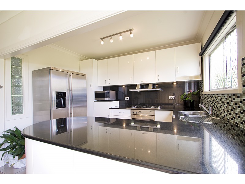 1 Seddon Hill Road, Freshwater NSW 2096