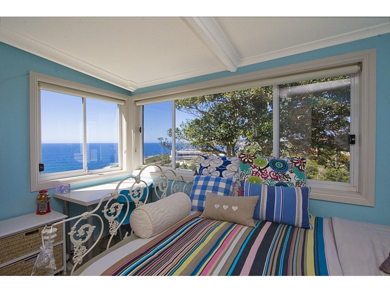 1 Seddon Hill Road, Freshwater NSW 2096