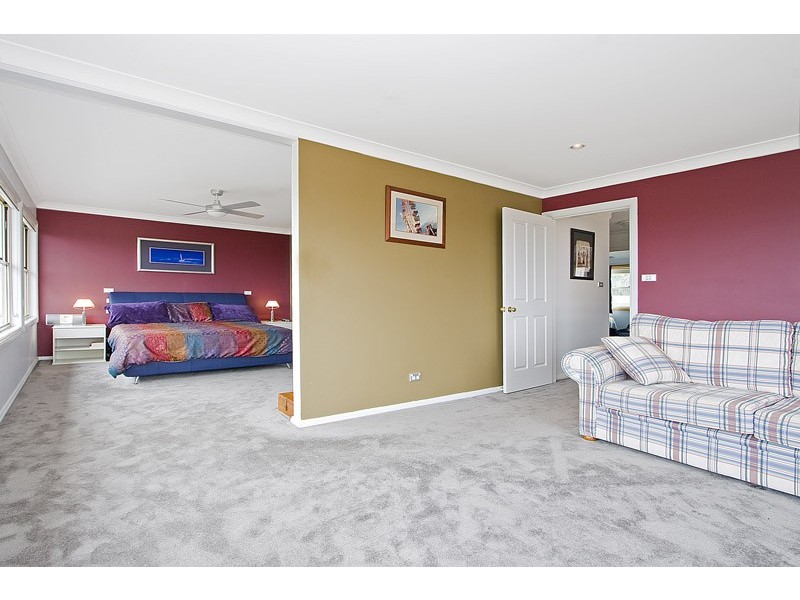 18 Jocelyn Street, North Curl Curl NSW 2099