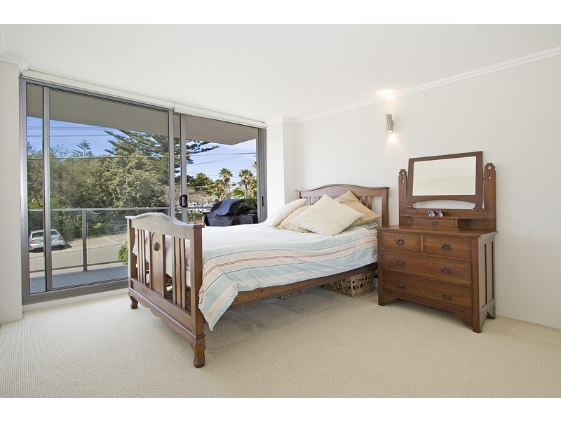 2/30 Moore Road, Freshwater NSW 2096