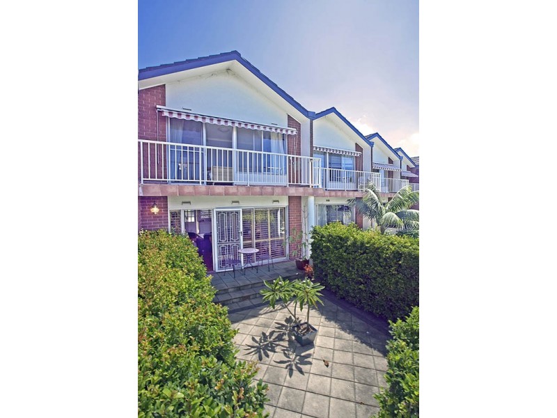 13/82 Soldiers Avenue, Freshwater NSW 2096