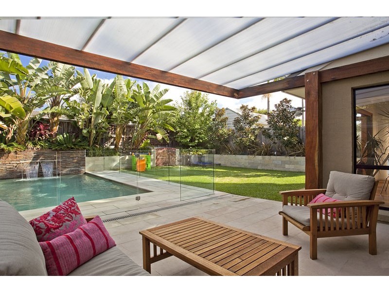 22 Stirgess Avenue, Curl Curl NSW 2096