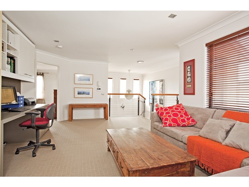 22 Stirgess Avenue, Curl Curl NSW 2096