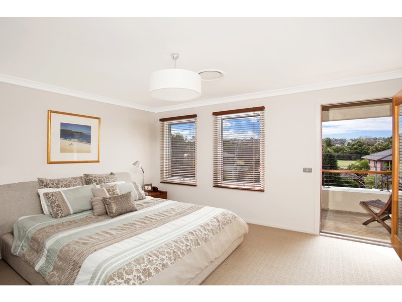 22 Stirgess Avenue, Curl Curl NSW 2096