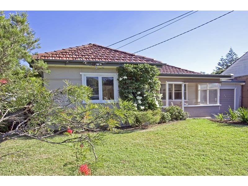7 Ross Street, North Curl Curl NSW 2099