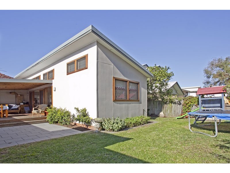 7 Ross Street, North Curl Curl NSW 2099