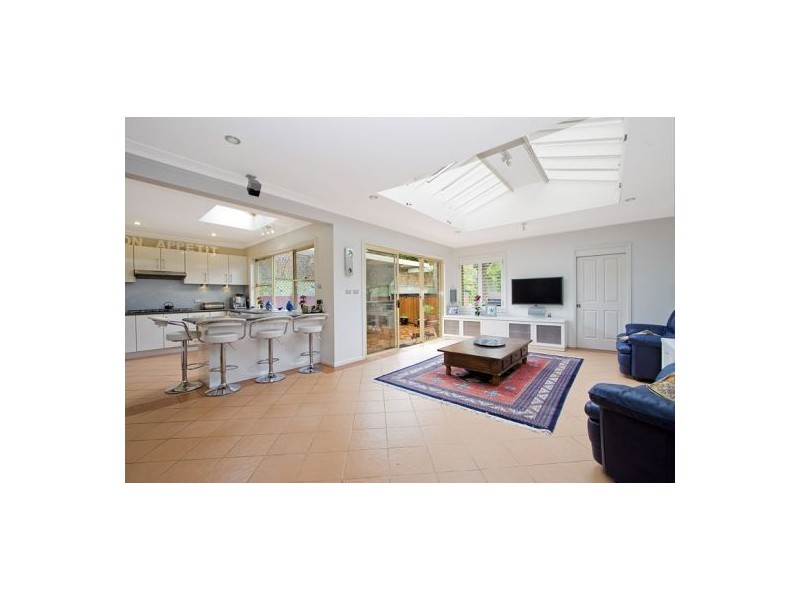 18 Jocelyn Street, North Curl Curl NSW 2099