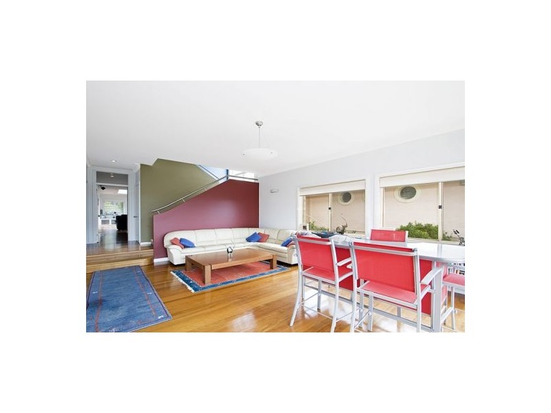 18 Jocelyn Street, North Curl Curl NSW 2099