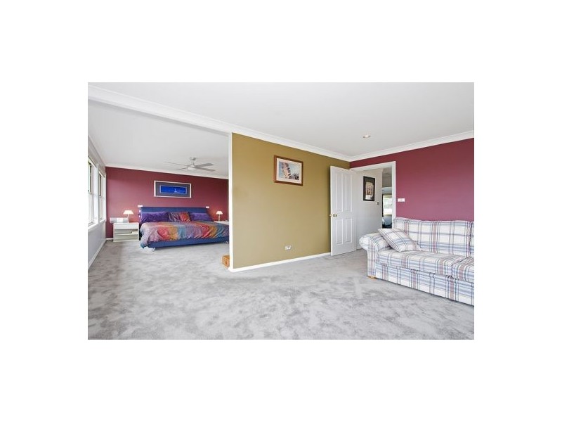 18 Jocelyn Street, North Curl Curl NSW 2099